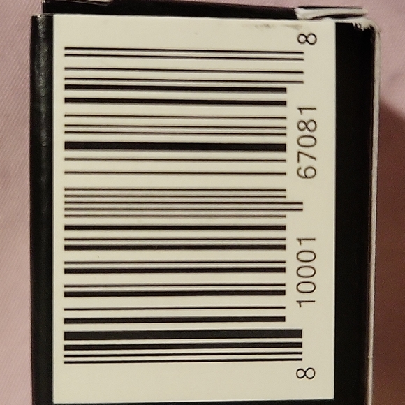 Kylie Jenner lipstick 💄 - Picture 6 of 8